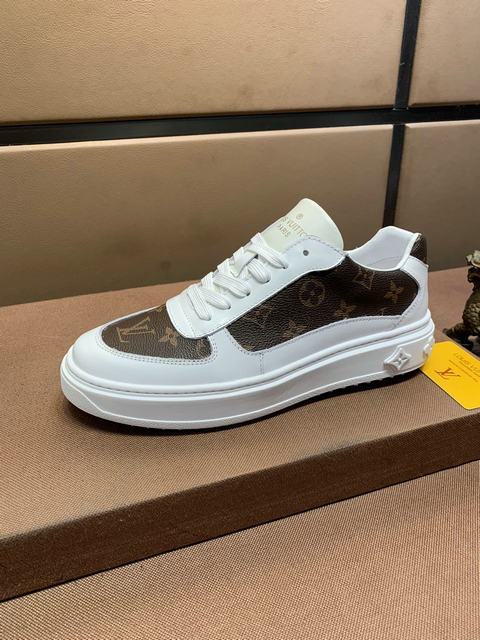 men LV shoes-044